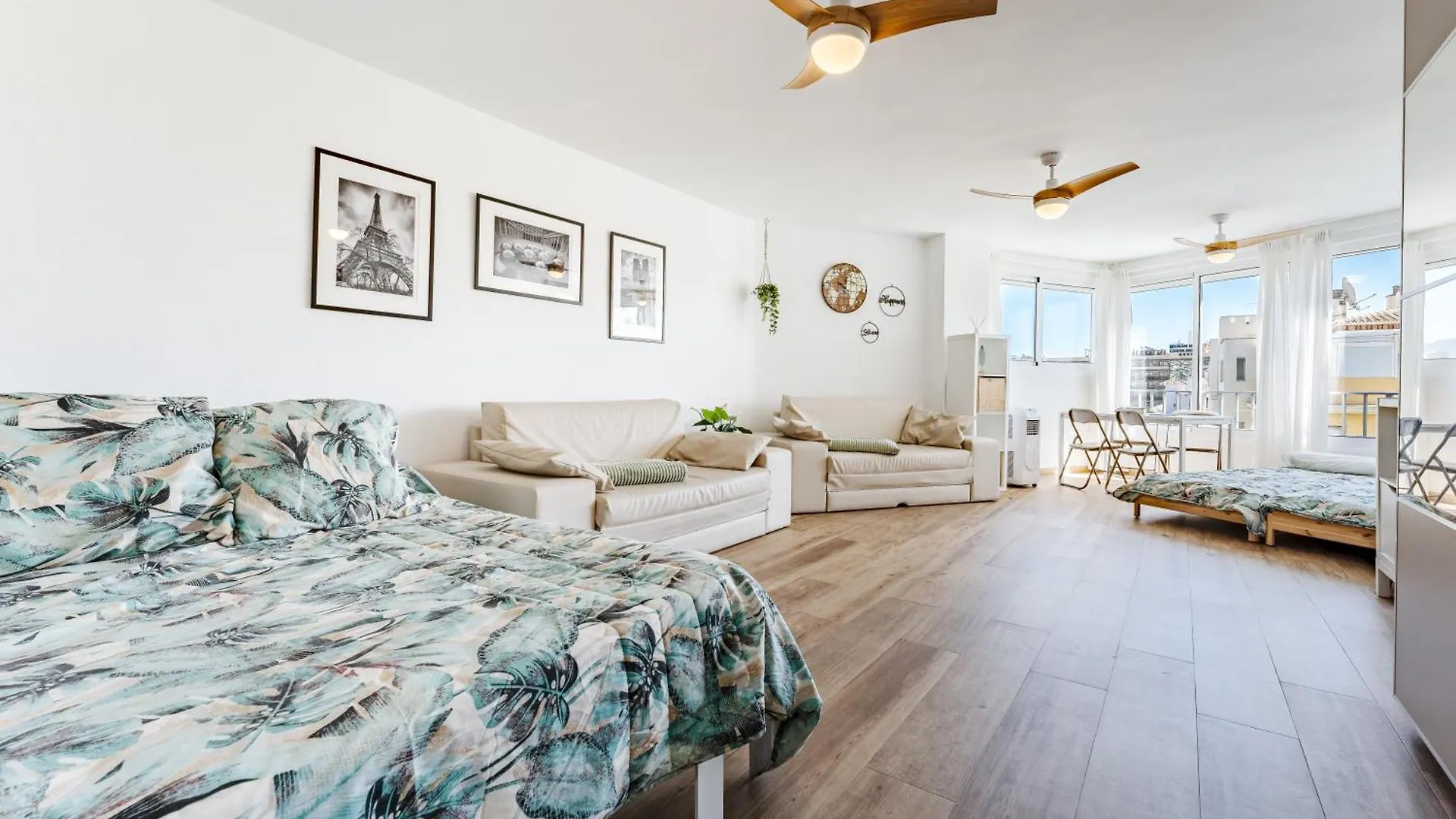 ¡Estudio A Pie De Playa! La Cala De Mijas 0*,  Spain